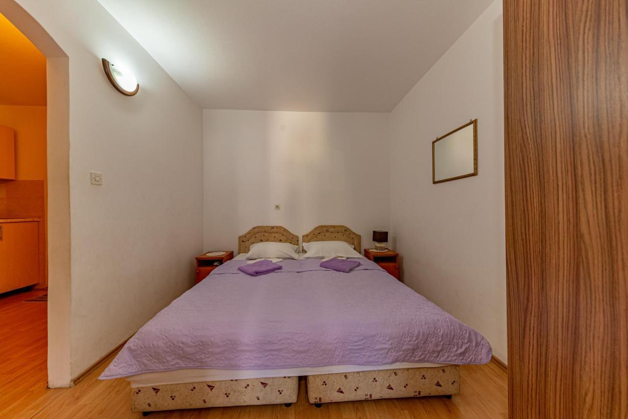 Apartment Knezevic Петровац Экстерьер фото