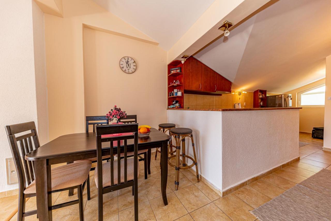 Apartment Knezevic Петровац Экстерьер фото