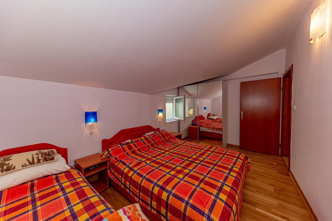Apartment Knezevic Петровац Экстерьер фото