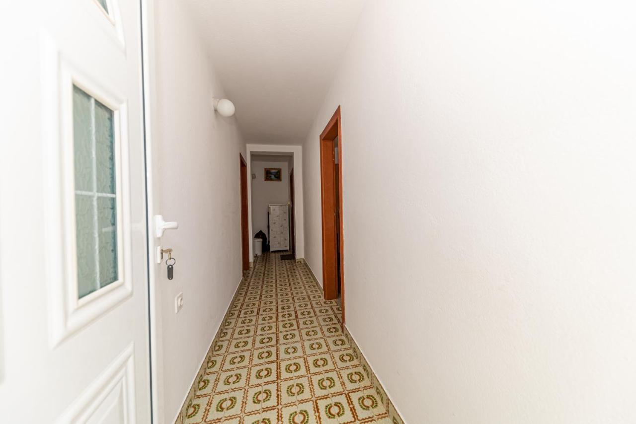 Apartment Knezevic Петровац Экстерьер фото